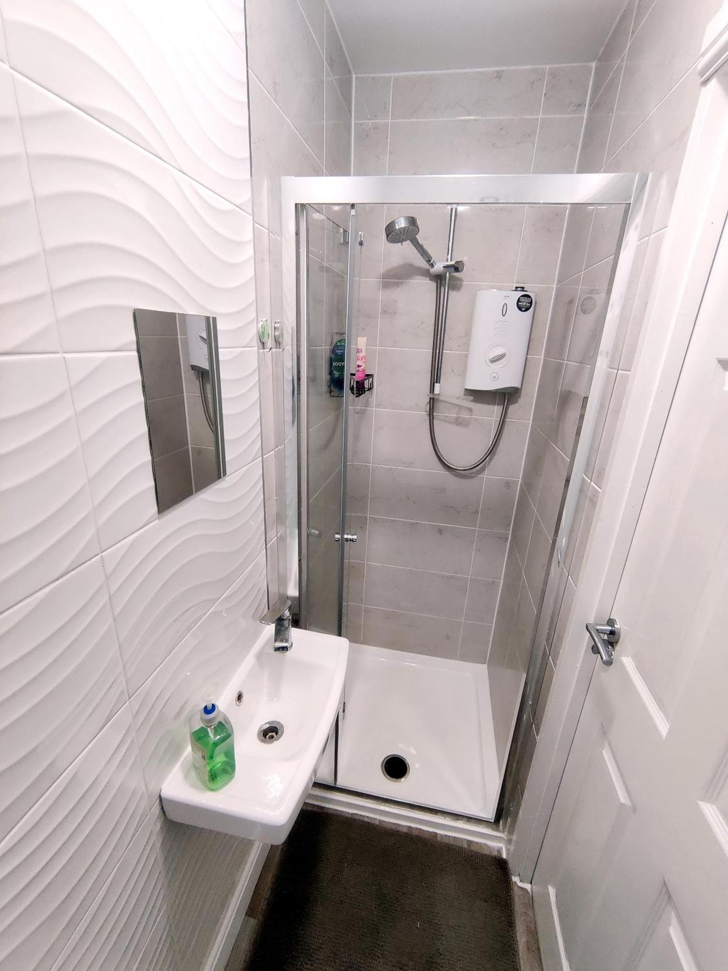 House Share With Few Ensuite Rooms Near Southmead Bristol Exterior photo
